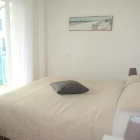 Apartamento Moderne A Pres Des Plages Avec Terrasse Et Parking - Fr-1-239-455